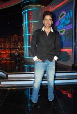 Tusshar Kapoor on the sets of Shekar Suman_s Movers N Shakers in Goregaon, Mumbai on 29th March 2012 (16).JPG